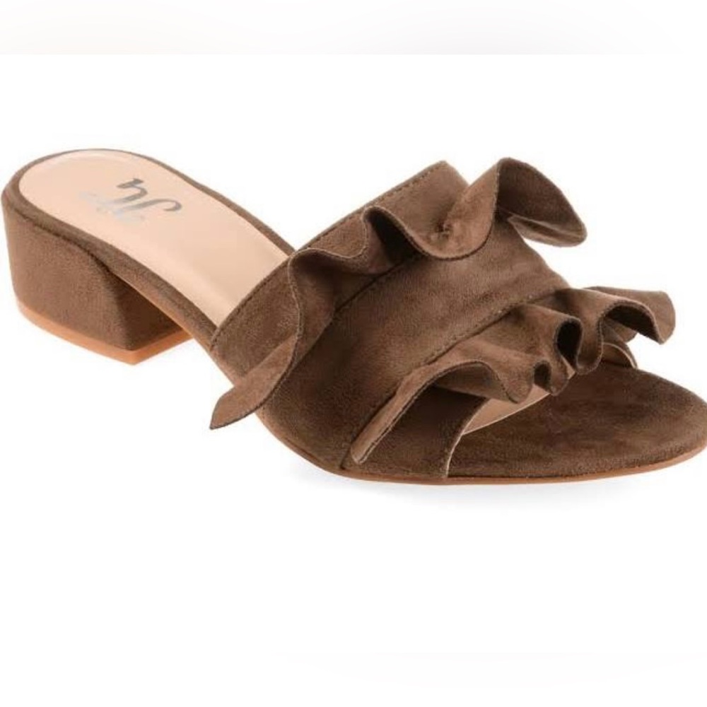 Brand new Journey Collection Sabina in Taupe